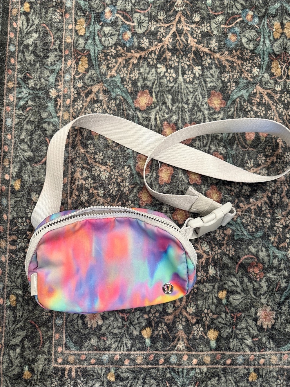 lululemon athletica Kids Iridescent Rainbow Mini Belt Bag - Pink/Blue/Green